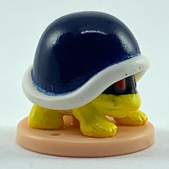 Nintendo Super Mario Brothers Buzzy Beetle Koopa mini action figure - Picture 2 of 9